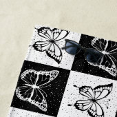 Schwarz-weißes Schmetterlingsdesign Strandtuch (Beispiel)