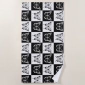 Schwarz-weißes Schmetterlingsdesign Strandtuch (Vorderseite)