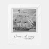 Schwarz-weißes Segelschiff Schooner segelt ab Fleecedecke (Vorderseite)