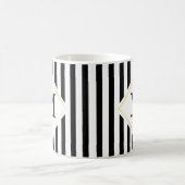 Schwarz-weißes Streifen-Monogramm Kaffeetasse (Mittel)