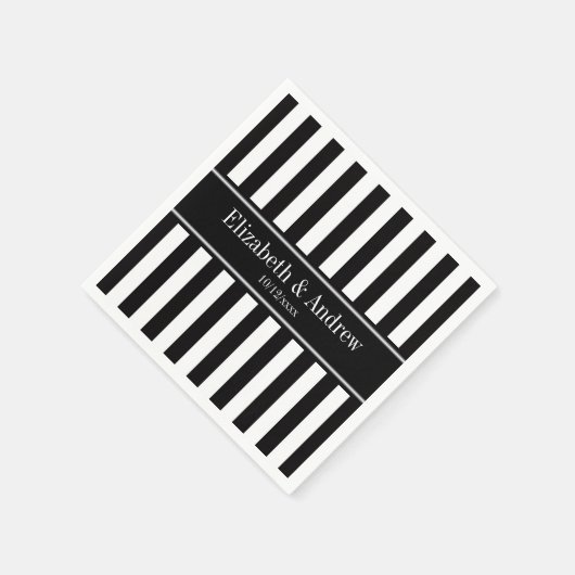 Schwarz-weißes Streifen-Schwarz-Namen-Monogramm Serviette (Ecke)