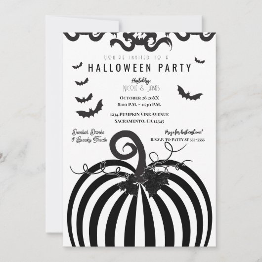 Schwarz-weißes Stripe Pumpkin & Bats Halloween-Par Einladung (Vorderseite)