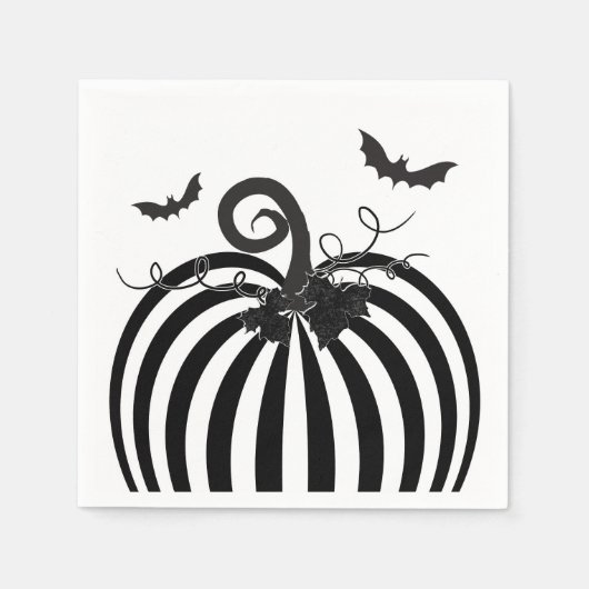 Schwarz-weißes Stripe Pumpkin & Bats Halloween-Par Serviette (Vorderseite)