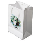 Schwarz-weißes Swans Water Lilies Brautparty Mittlere Geschenktüte (Vorderseite Schrägansicht)