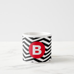 Schwarz-weißes Zickzackmuster mit rotem Monogramm Espressotasse
