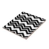 Schwarz-weißes Zigzag Zickzack Muster Fliese (Seite)
