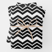 Schwarz-weißes Zigzag Zickzack Muster Geschenkpapier Set (Beispiel)