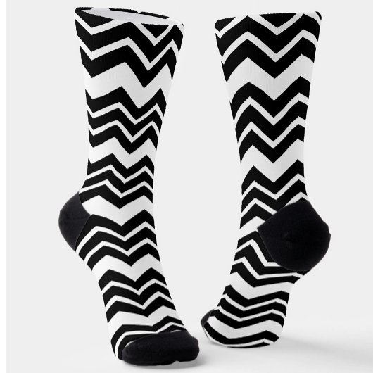 Schwarz-weißes Zigzag Zickzack Muster Socken