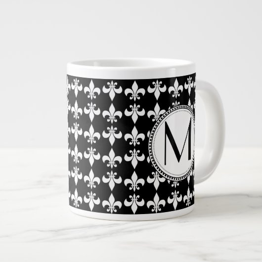 Schwarz | White Lilie Monogram Pattern Jumbo-Tasse (Vorderseite Rechts)