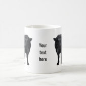 Schwarzanguskühe und Niedliches Kalb Kaffeetasse (Mittel)