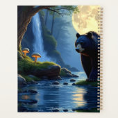 Schwarzbär im Wald am Wasser Planer (Rückseite)