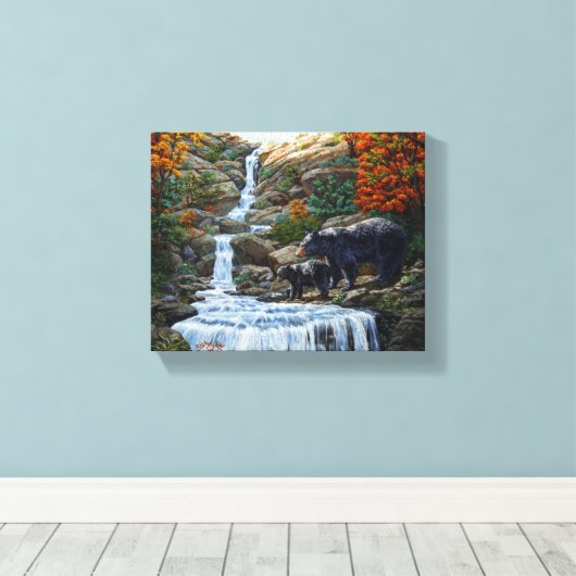 Schwarzbär Mutter und Cube Wasserfall Leinwanddruck (Insitu (Holzboden))
