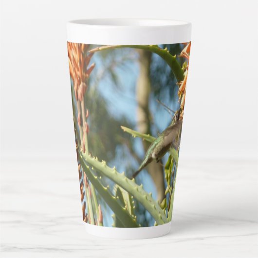 Schwarzbraun-Hummingvogel im Flug Milchtasse (Vorderseite)