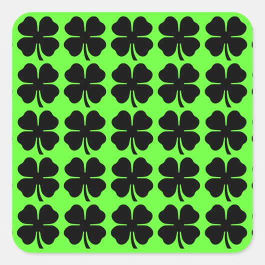 Schwarze 4 Leaf-Klee auf Grün Quadratischer Aufkleber (Vorderseite)