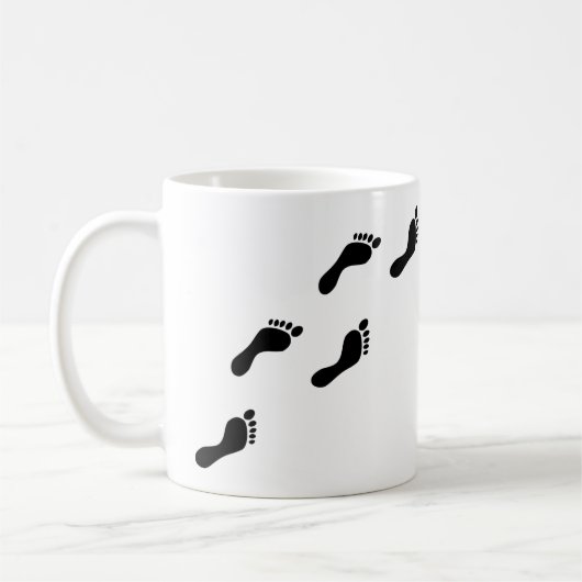 schwarze Abdrücke Kaffeetasse (Links)