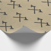 Schwarze Achsen auf Steinboden Geschenkpapier (Ecke)