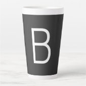 Schwarze Anfangsbuchstaben Monogram modern Milchtasse (Vorderseite)