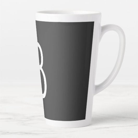 Schwarze Anfangsbuchstaben Monogram modern Milchtasse (Rechts)