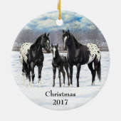 Schwarze Appaloosa Pferde im Schnee Keramik Ornament (Hinten)