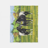 Schwarze Appaloosa Pferde im Sommer Weide Fleecedecke (Vorderseite)