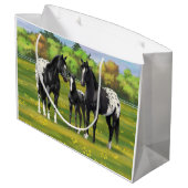 Schwarze Appaloosa Pferde im Sommer Weide Große Geschenktüte (Rückseite Schrägansicht)