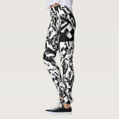 schwarze auf weißen auf schwarzen Leggings (Links)