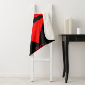 Schwarze Ballerina Decke mit einem roten Herz. Sherpadecke (Beispiel)