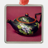 Schwarze Basaltteekanne Silbernes Ornament (Vorne)