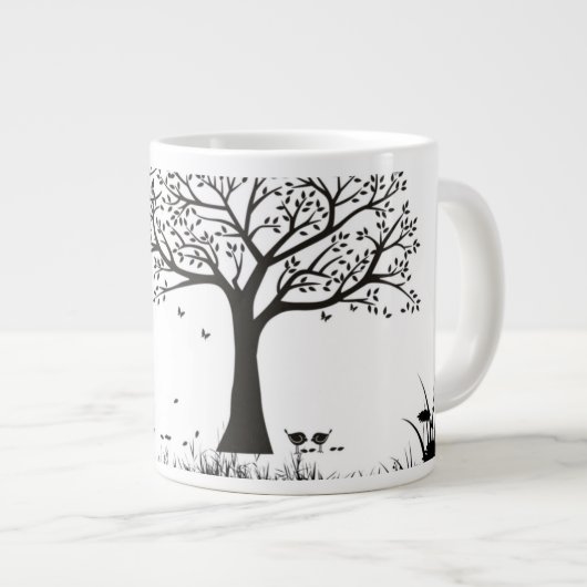 Schwarze Bäume auf weißem Hintergrund Jumbo-Tasse (Vorderseite Rechts)