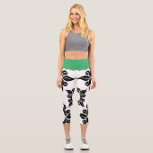 Schwarze Blume und Grün Capri Leggings (Vorderseite)