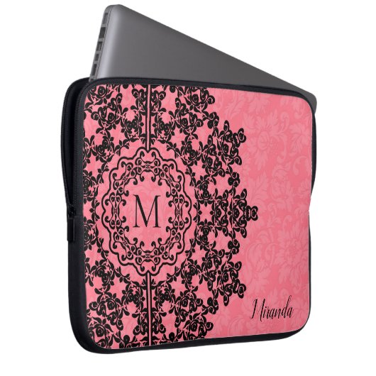 Schwarze Blütenlatte Rosa Damask Mit Monogramm Laptopschutzhülle (Vorne Rechts)