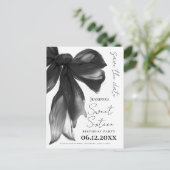 Schwarze Bow Coquette Sweet 16 Save-the-Date Postkarte (Stehend Vorderseite)