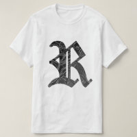 Schwarze Buchstabe "R" im gotischen Stil