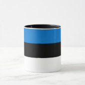 Schwarze Combo-Tasse mit der Flagge Estlands Tasse (Zentrum)