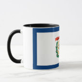 Schwarze Combo-Tasse mit der Flagge von West Virgi Tasse (Links)