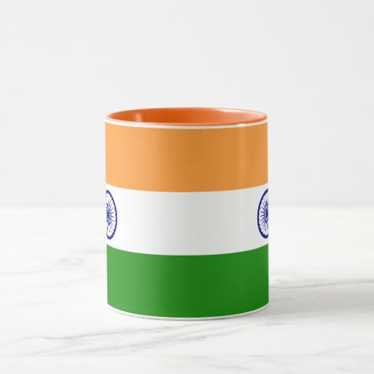 Schwarze Combo-Tasse mit indischer Flagge Tasse (Zentrum)