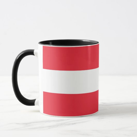 Schwarze Combo-Tasse mit österreichischer Flagge Tasse (Links)
