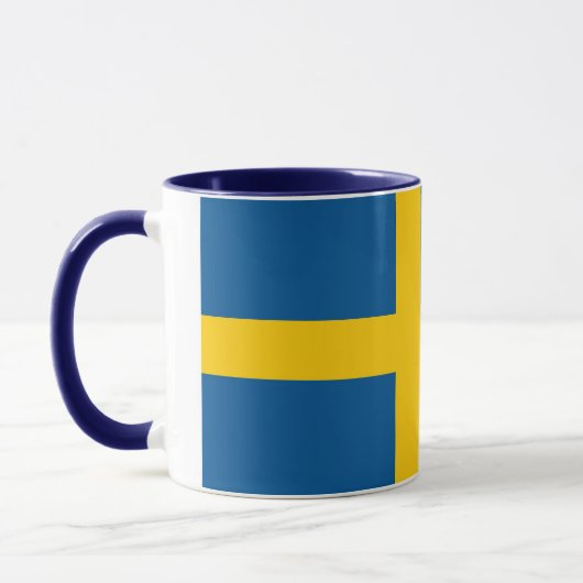 Schwarze Combo-Tasse mit schwedischer Flagge Tasse (Links)