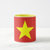 Schwarze Combo-Tasse mit vietnamesischer Flagge Tasse (Zentrum)