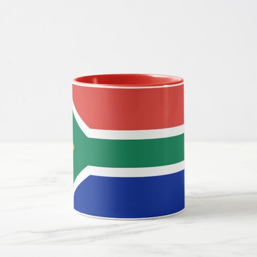 Schwarze Combo-Tasse unter der Flagge Südafrikas Tasse (Zentrum)
