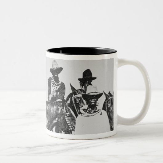 Schwarze Cowboys bei Bonham, Texas, c.1890 (b/w Zweifarbige Tasse (Rechts)