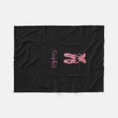 Schwarze Decke mit Ballettschuhen (Vorderseite (Horizontal))