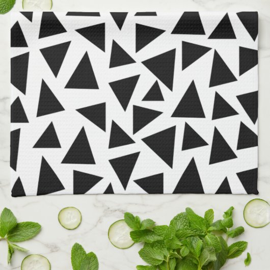 Schwarze Dreiecke Geschirrtuch (Gefaltet)