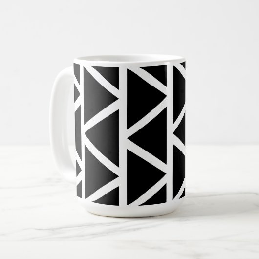 Schwarze Dreiecke Kaffeetasse (Vorderseite Links)