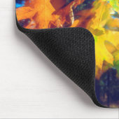 Schwarze Eiche-Blätter, die im Wind wehen Mousepad (Ecke)