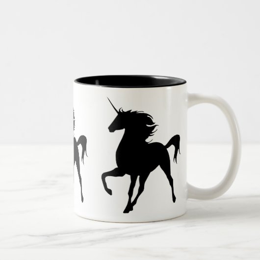 Schwarze Einhorn-Silhouette-Tasse Zweifarbige Tasse (Rechts)