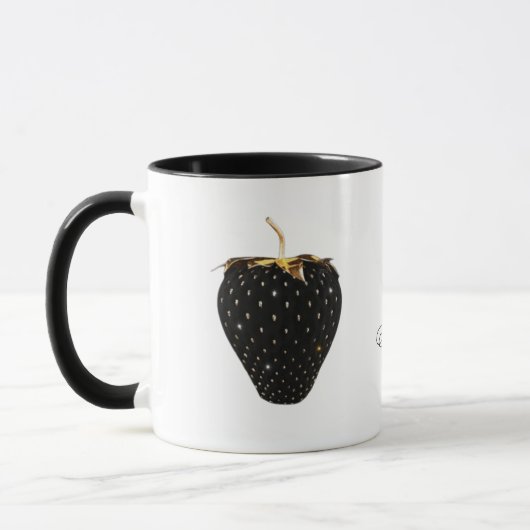 Schwarze Erdbeere Tasse (Links)
