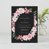 Schwarze exquisite Rosenhochzeit Einladung (Stehend Vorderseite)