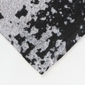 Schwarze Farbe in Chip Fleecedecke (Ecke)