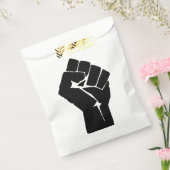 Schwarze Faust ausgelöst - Widerstand Geschenktütchen (Versiegelt)